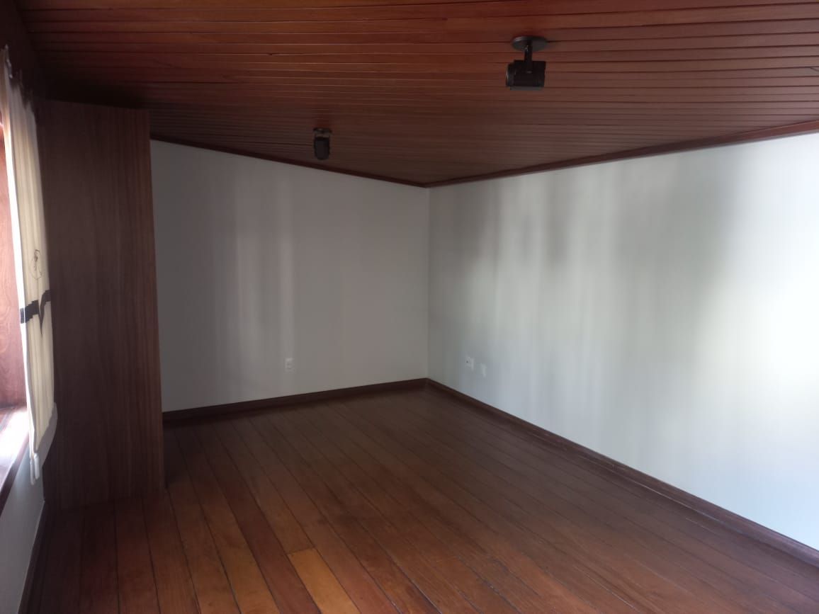 Casa, 3 quartos, 310 m² - Foto 8