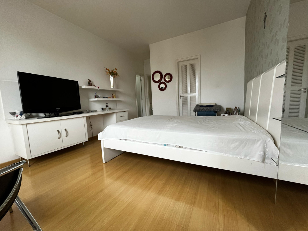 Cobertura, 3 quartos, 244 m² - Foto 5