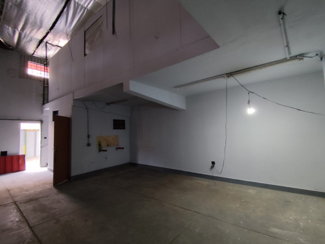 Depósito-Galpão, 509 m² - Foto 7