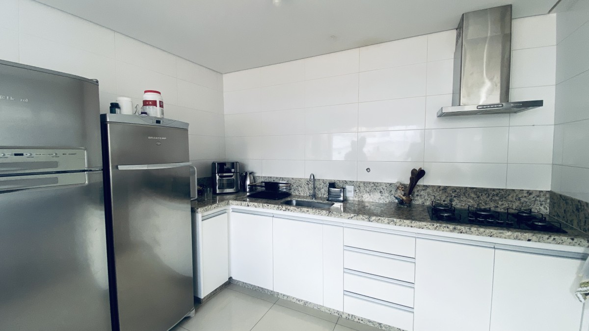 Cobertura, 4 quartos, 210 m² - Foto 1