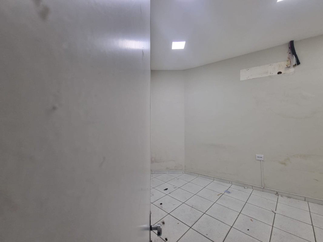 Loja-Salão, 65 m² - Foto 9