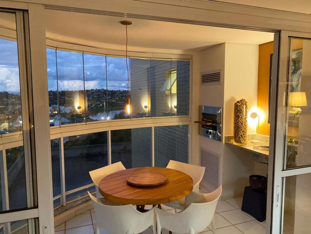 Apartamento, 3 quartos, 190 m² - Foto 1