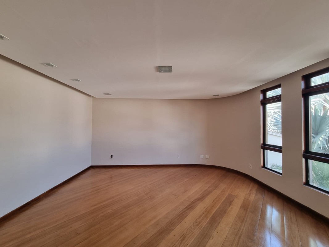 Casa, 4 quartos, 294 m² - Foto 9