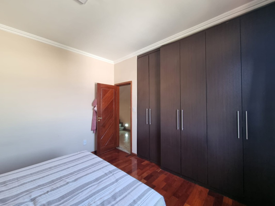 Casa, 4 quartos, 294 m² - Foto 19