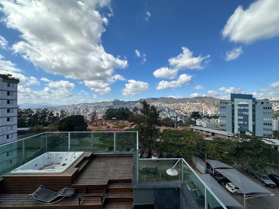 Cobertura, 3 quartos, 248 m² - Foto 1