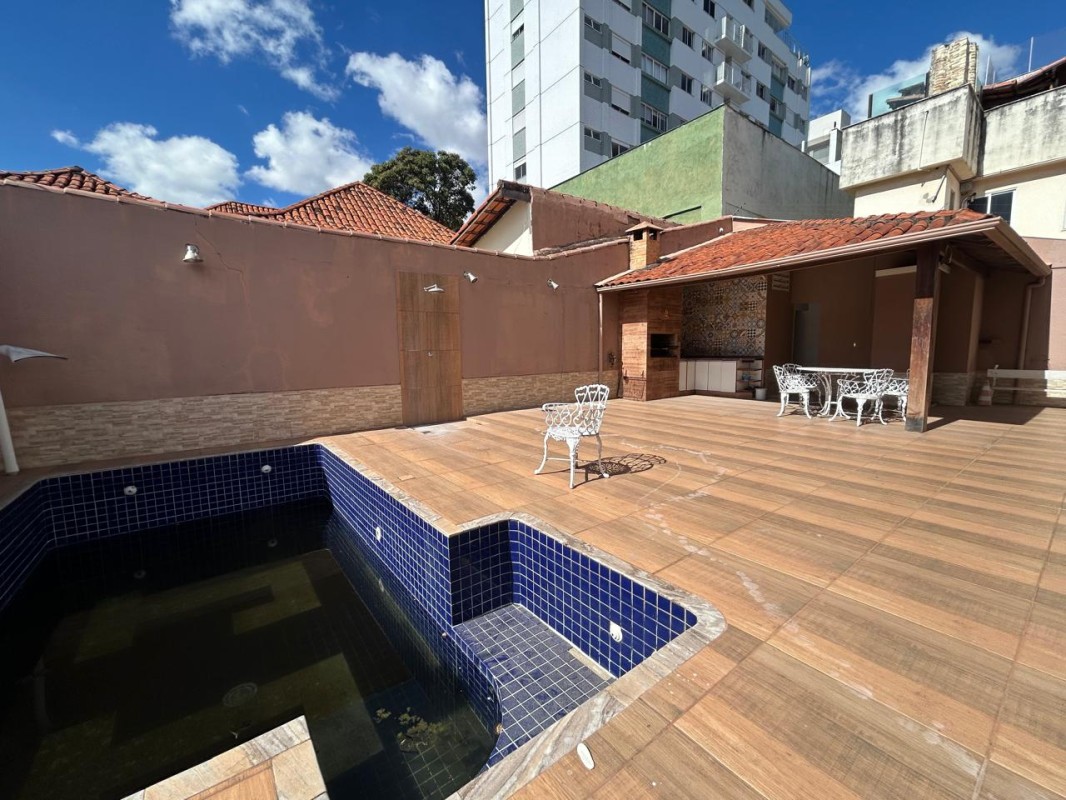Casa, 3 quartos, 220 m² - Foto 1