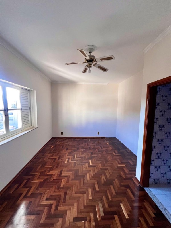 Casa, 4 quartos, 300 m² - Foto 16