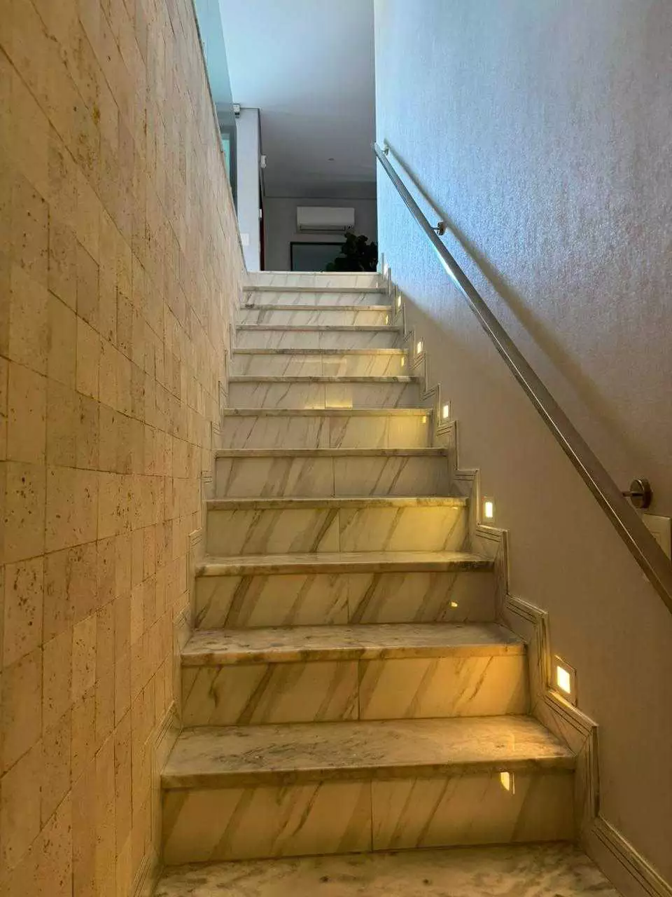 Casa, 4 quartos, 254 m² - Foto 3