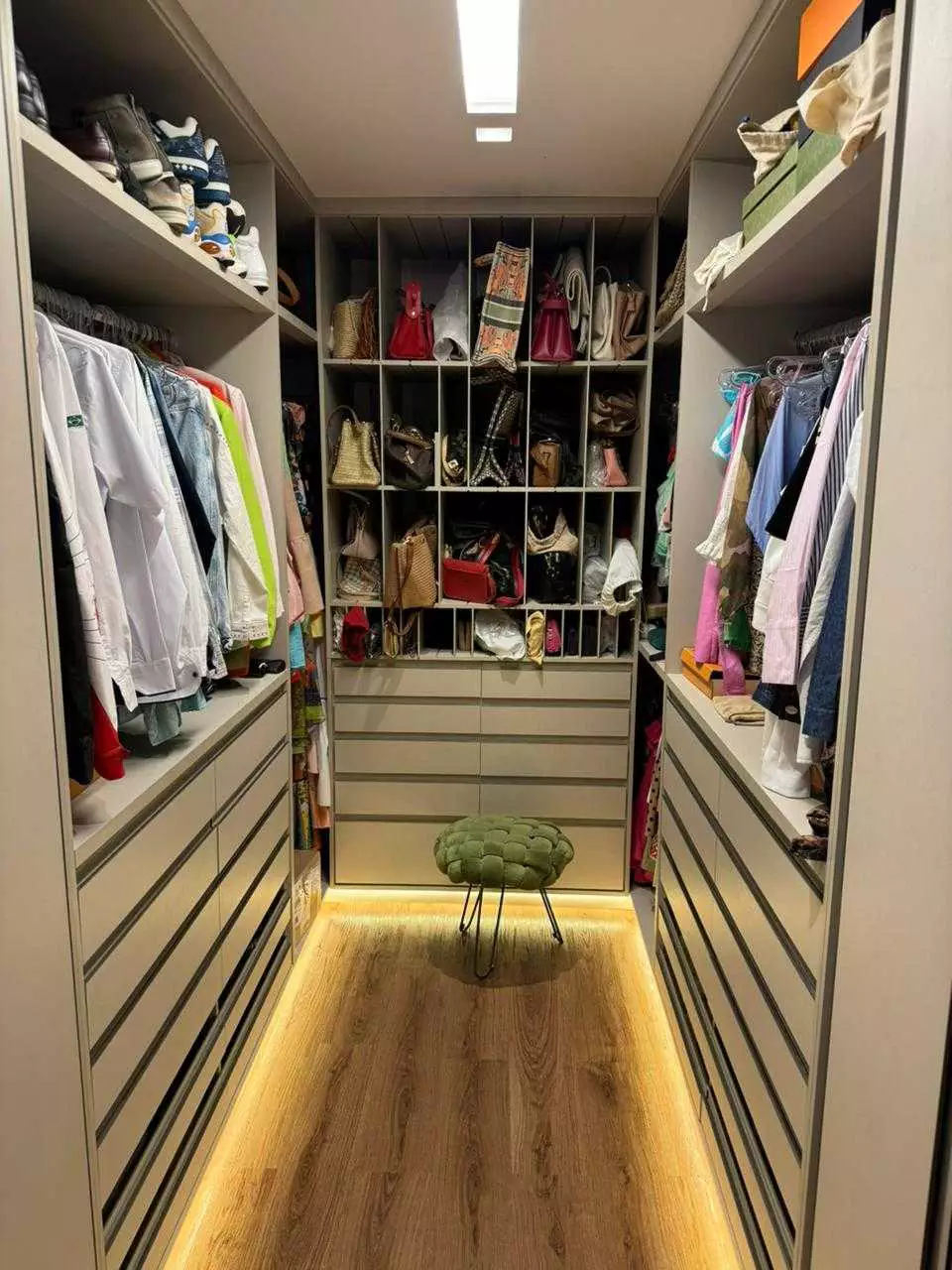 Casa, 4 quartos, 254 m² - Foto 11