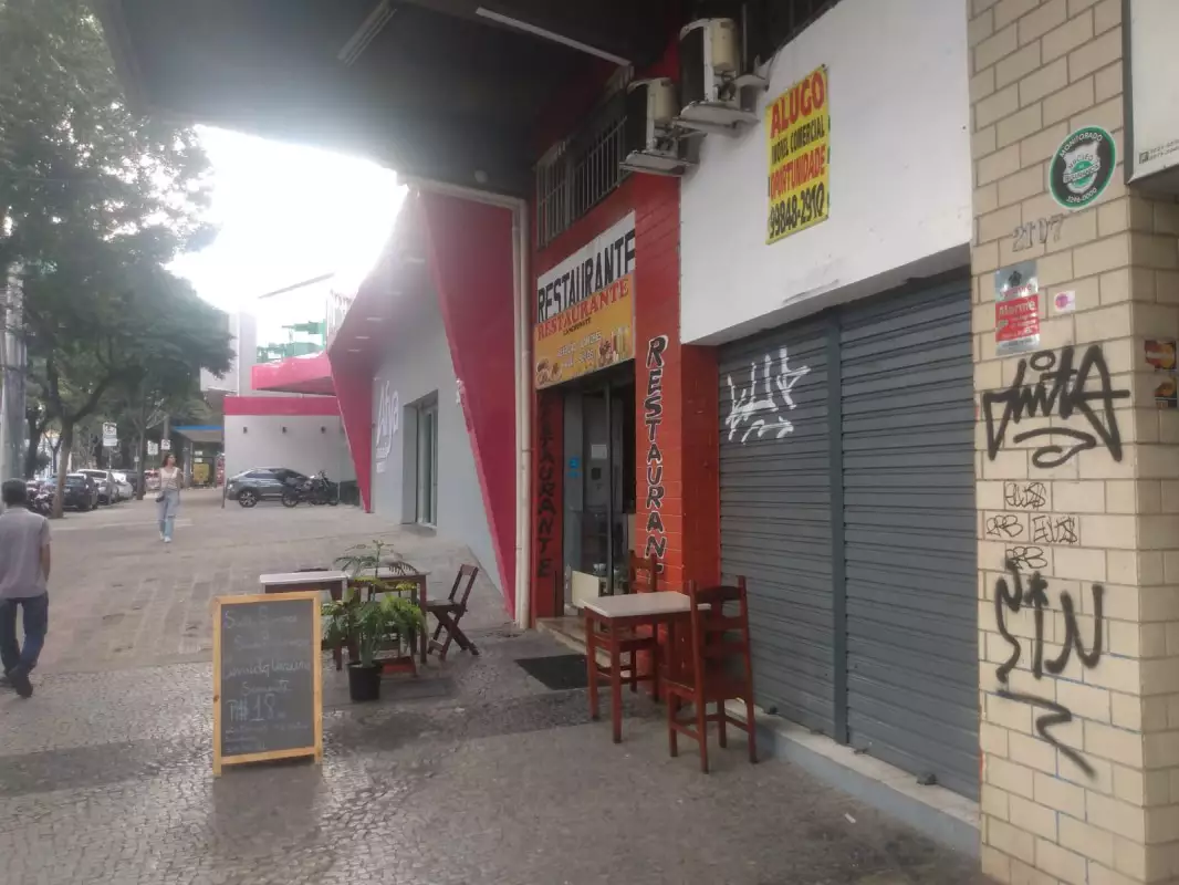 Loja / Salão / Ponto Comercial para alugar em Santa Efigênia, Belo Horizonte - MG