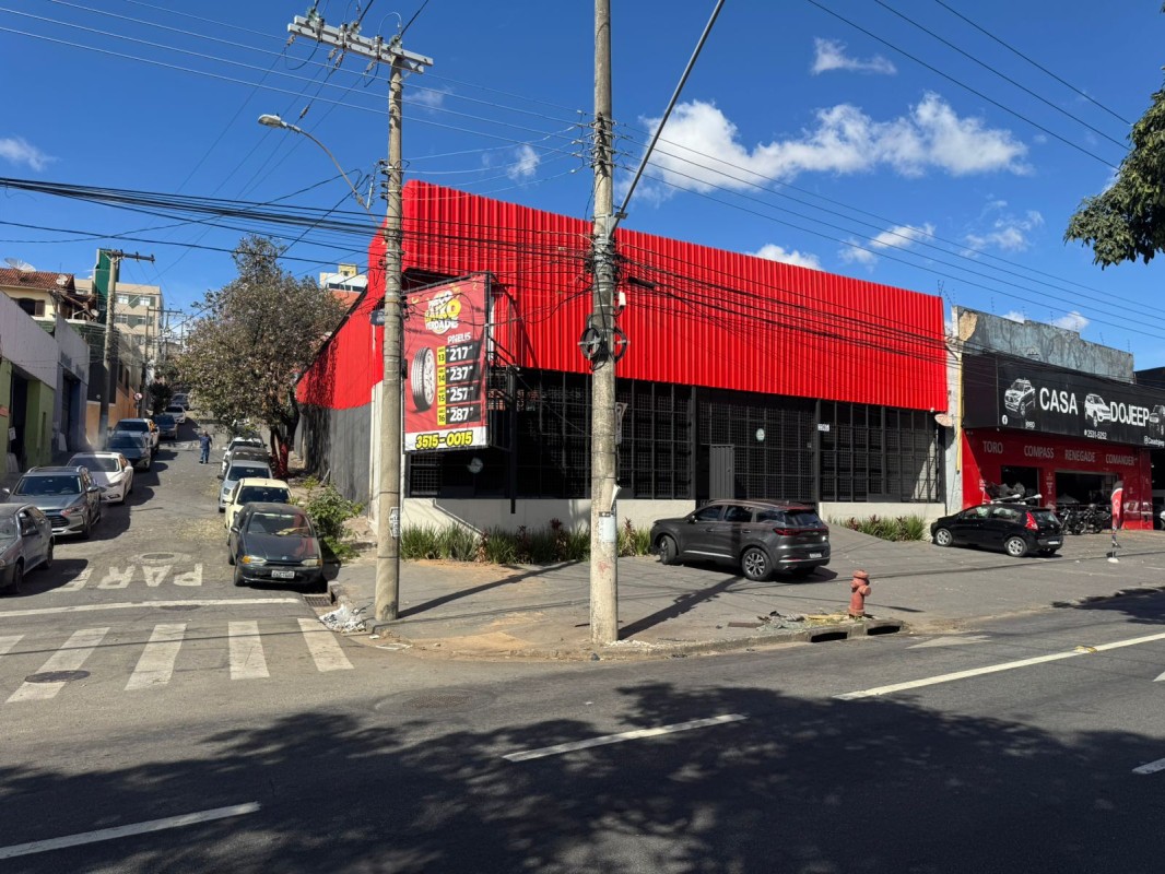 Loja-Salão, 700 m² - Foto 1