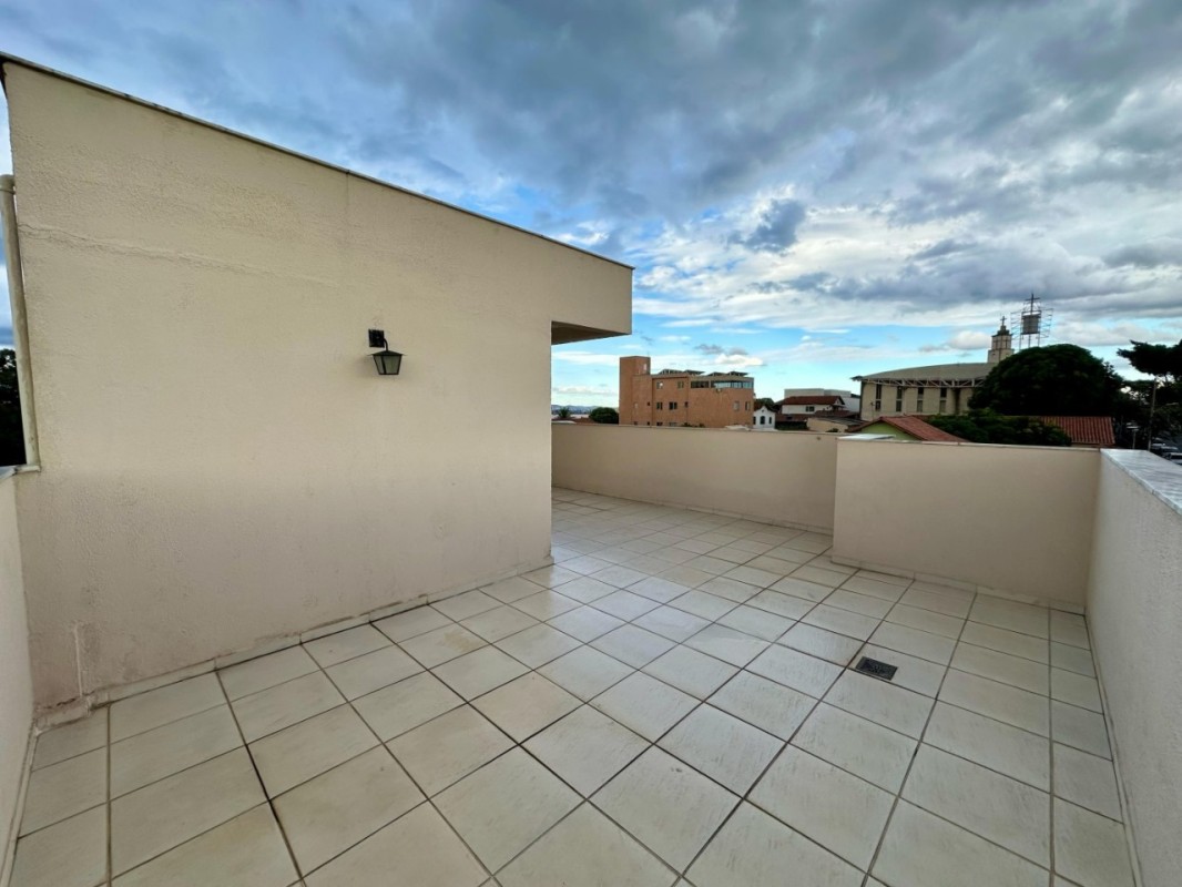 Cobertura, 3 quartos, 130 m² - Foto 1