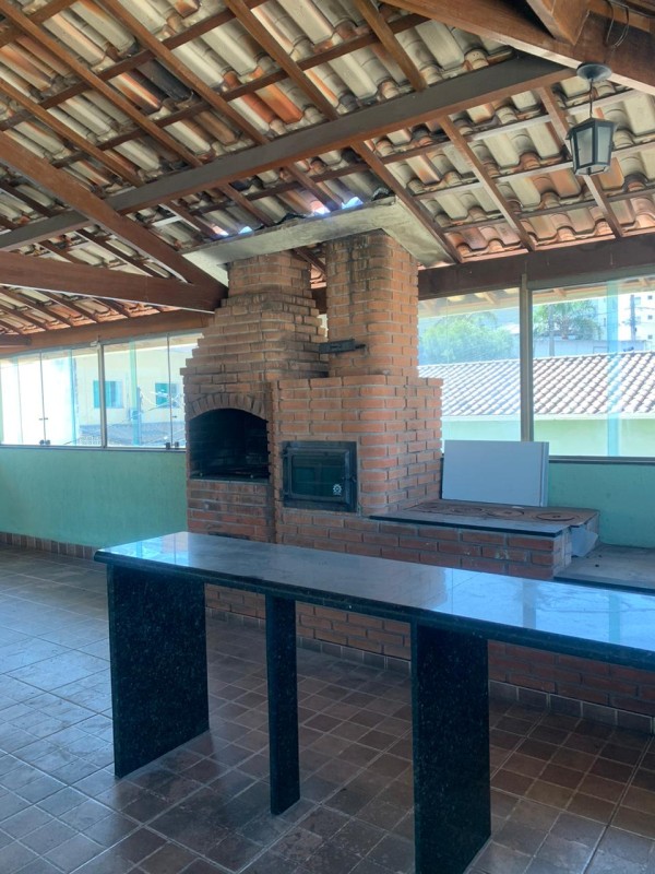Casa para alugar com 3 quartos, 180m² - Foto 21