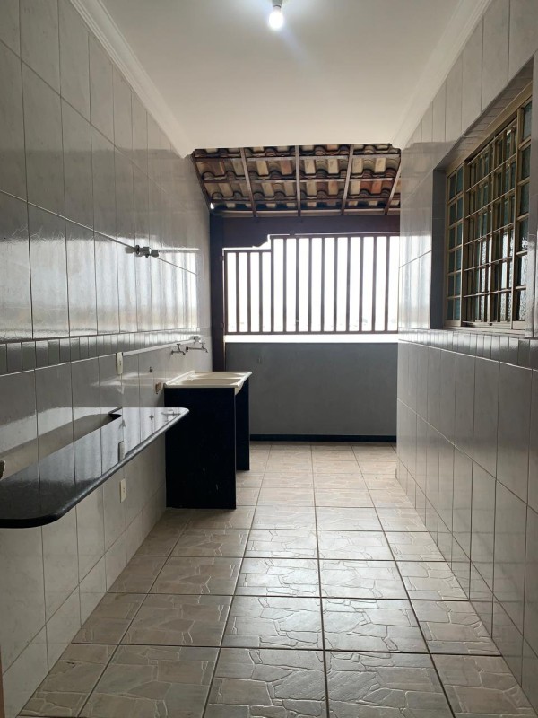 Casa, 3 quartos, 180 m² - Foto 3