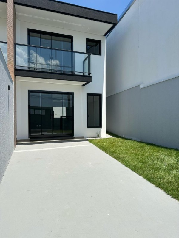 Casa, 3 quartos, 111 m² - Foto 2