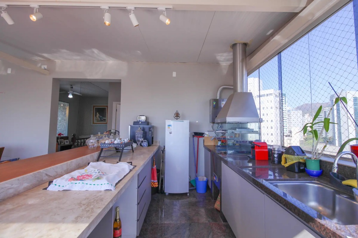 Cobertura, 3 quartos, 190 m² - Foto 4