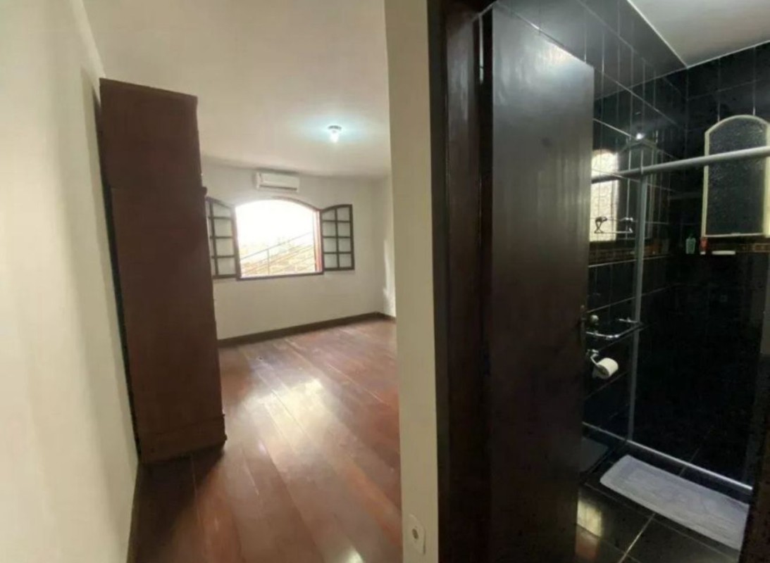 Casa, 4 quartos, 360 m² - Foto 17