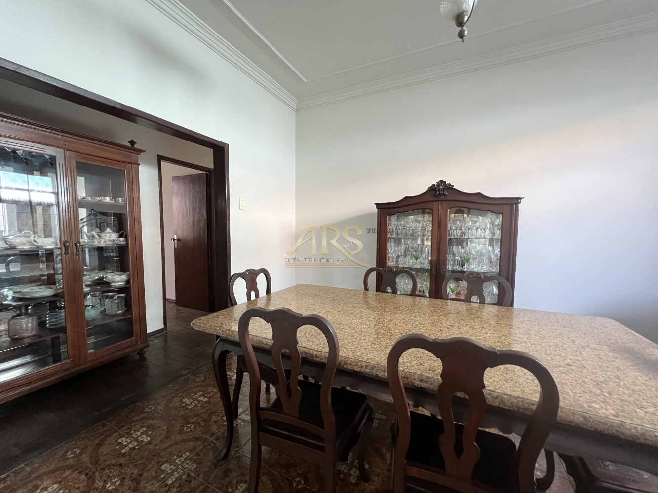 Casa, 3 quartos, 338 m² - Foto 10