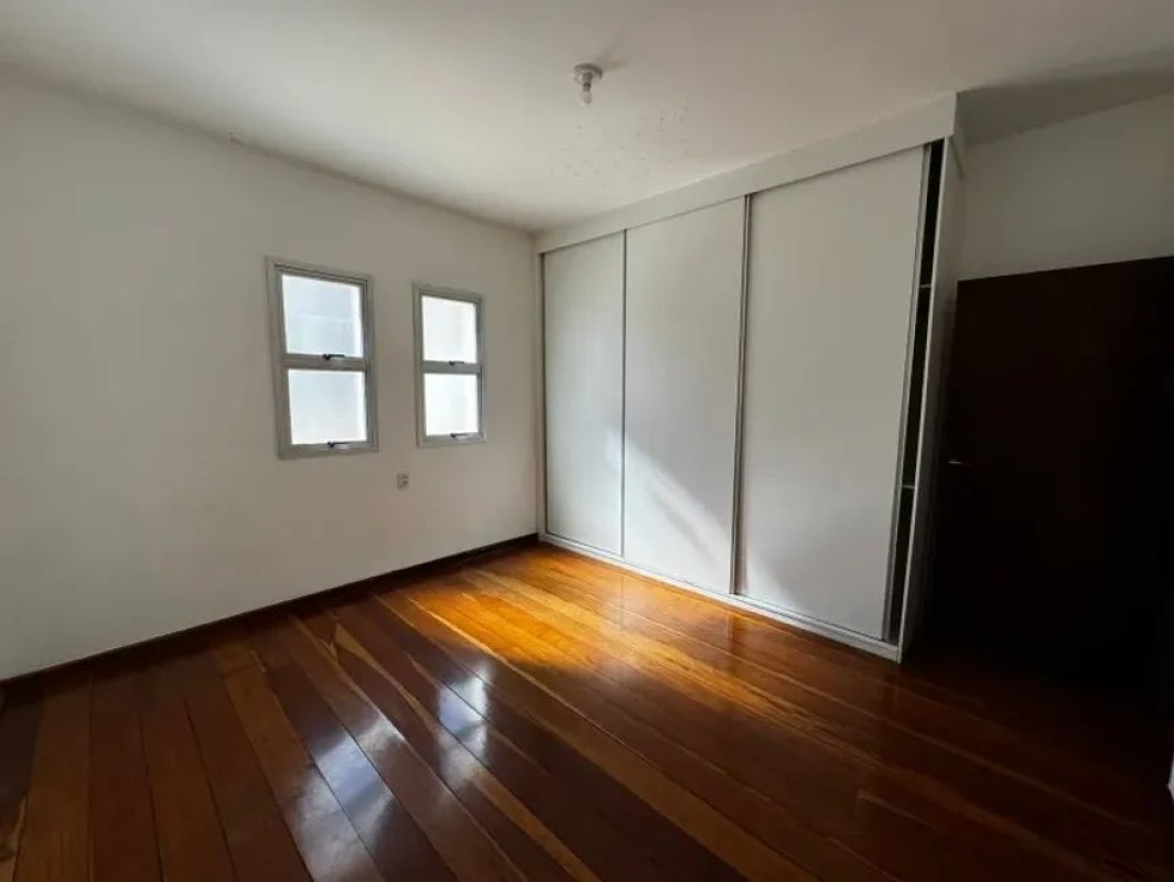Casa, 4 quartos, 360 m² - Foto 17