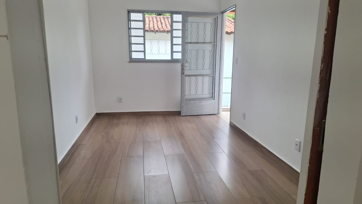 Casa, 2 quartos, 43 m² - Foto 2