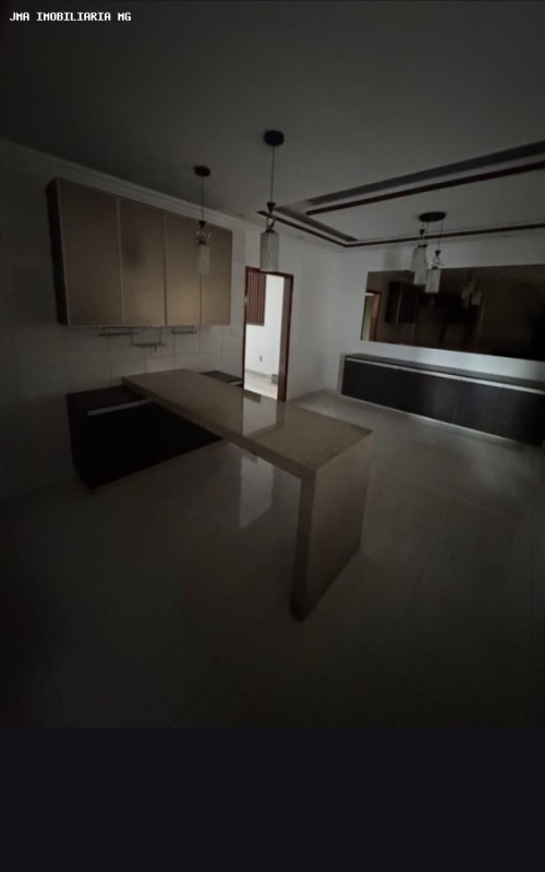 Casa, 3 quartos, 240 m² - Foto 25