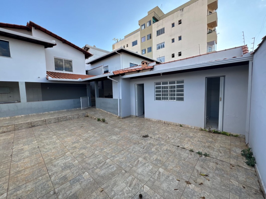 Casa, 3 quartos, 240 m² - Foto 10