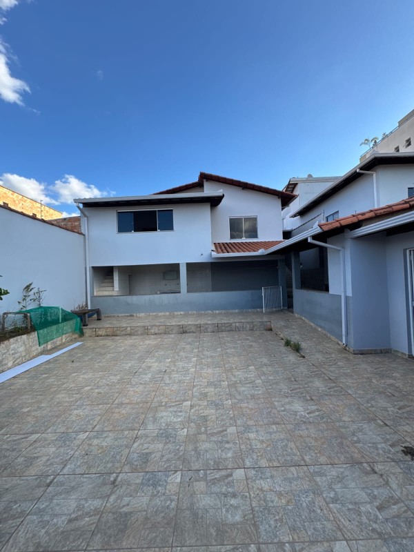 Casa, 3 quartos, 240 m² - Foto 7