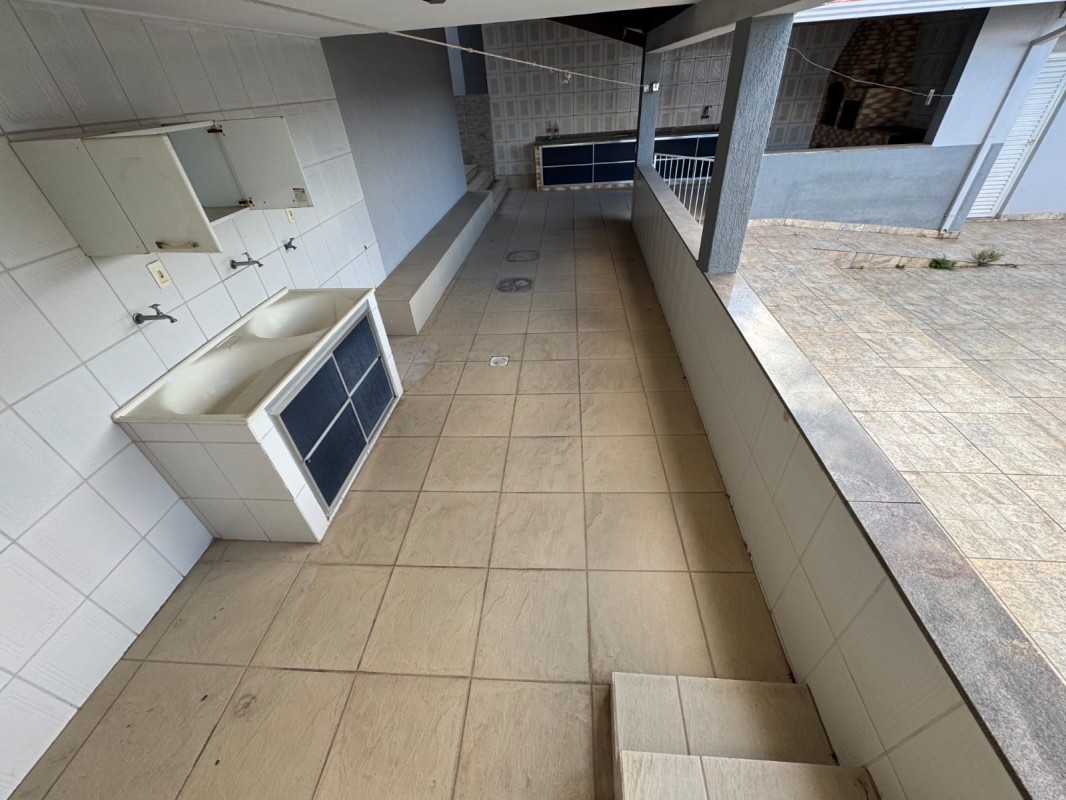 Casa, 3 quartos, 240 m² - Foto 17