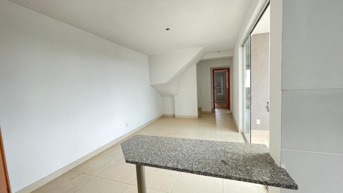 Cobertura, 3 quartos, 157 m² - Foto 2