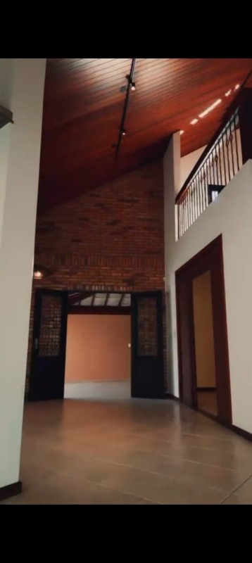 Casa, 3 quartos, 250 m² - Foto 11