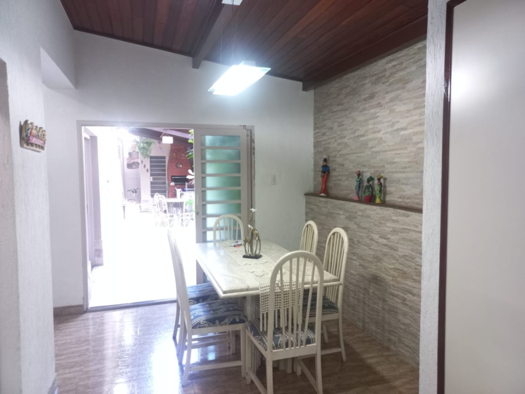 Casa, 3 quartos, 249 m² - Foto 9