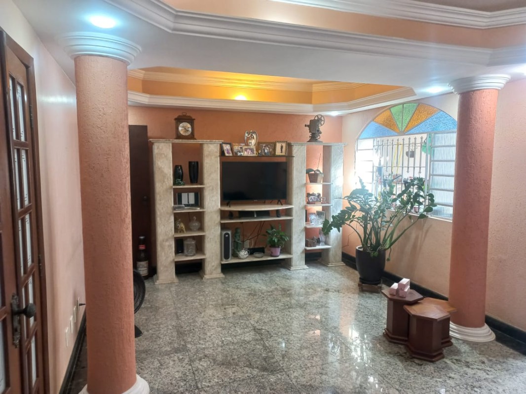 Casa, 3 quartos, 249 m² - Foto 4