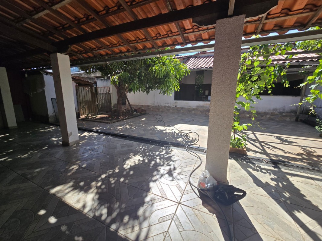 Casa, 4 quartos, 360 m² - Foto 2
