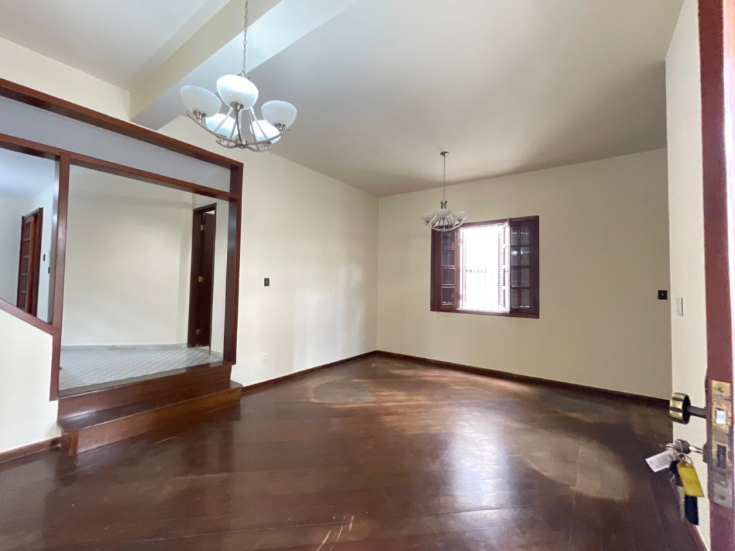 Casa, 4 quartos, 280 m² - Foto 3