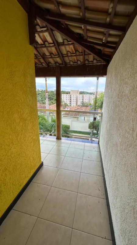 Casa, 3 quartos, 280 m² - Foto 2
