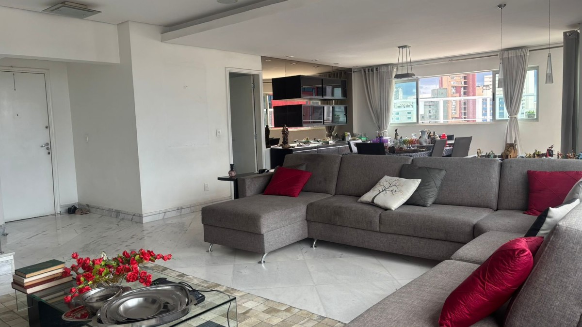 Cobertura, 3 quartos, 205 m² - Foto 1