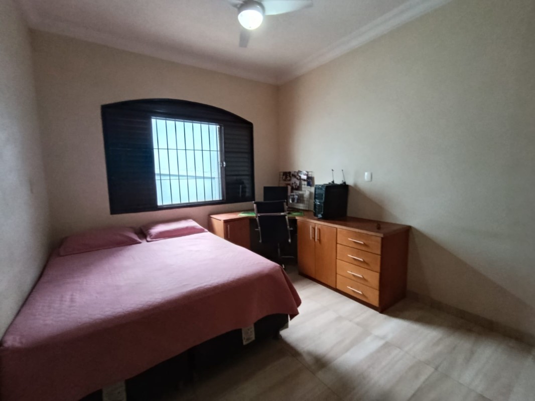 Casa, 4 quartos, 360 m² - Foto 12