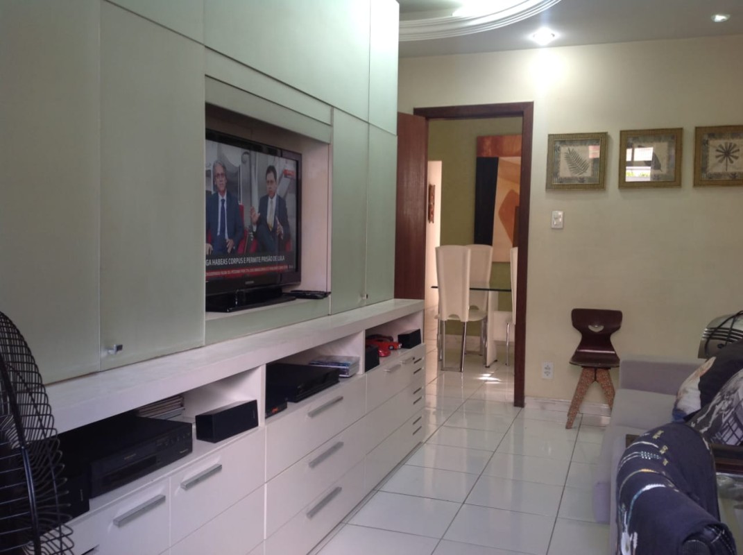 Casa, 4 quartos, 181 m² - Foto 1