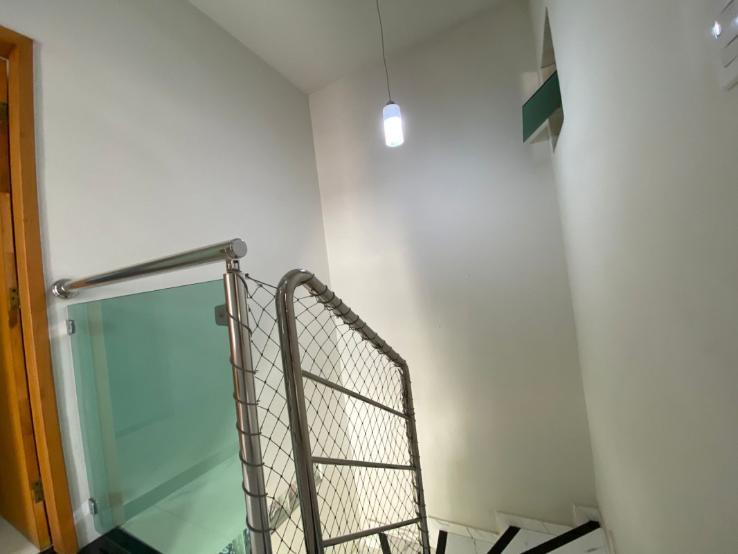 Casa, 3 quartos, 242 m² - Foto 2