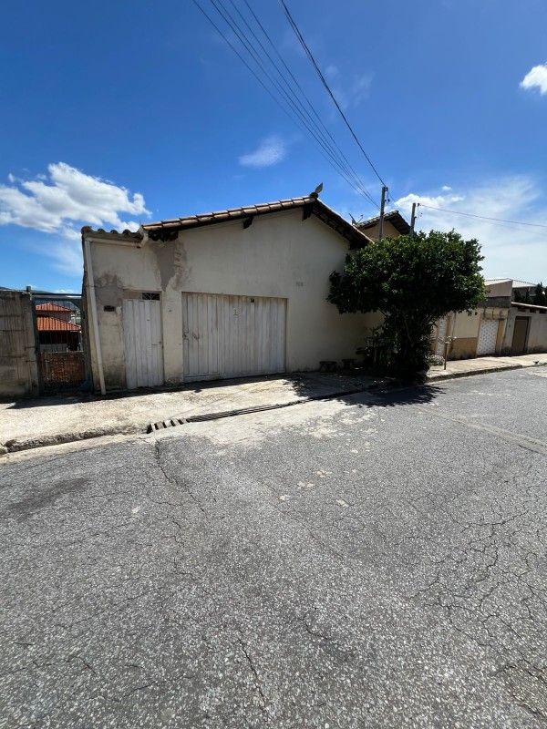 Casa, 5 quartos, 360 m² - Foto 1