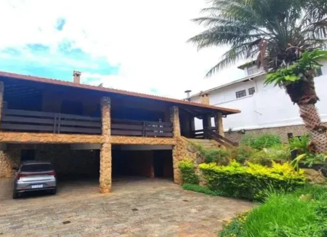 Casa, 7 quartos, 555 m² - Foto 1