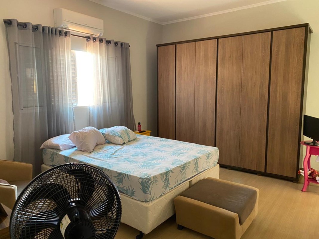 Casa, 3 quartos, 172 m² - Foto 3