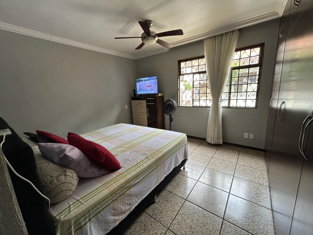 Casa, 4 quartos, 315 m² - Foto 14