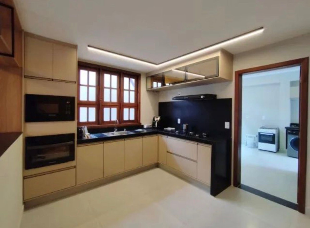 Casa, 4 quartos, 290 m² - Foto 4