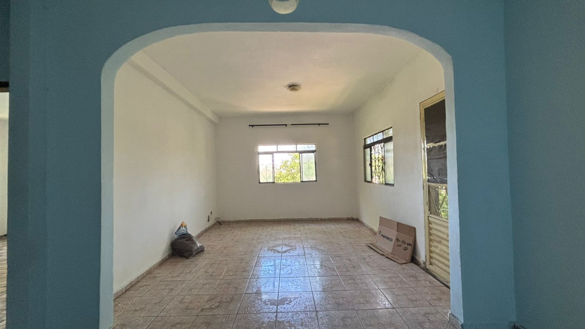 Casa, 3 quartos, 259 m² - Foto 2