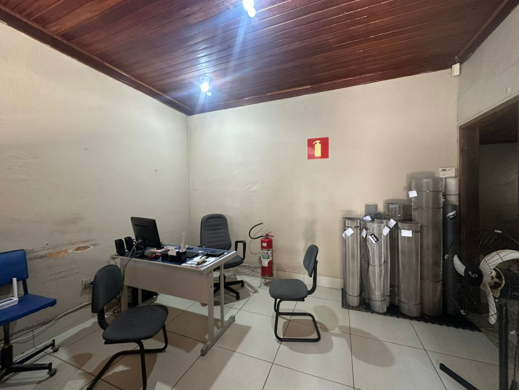 Casa, 3 quartos, 300 m² - Foto 2