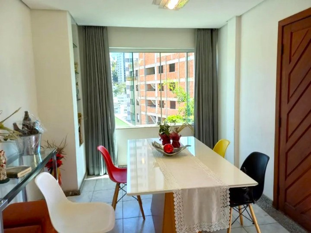 Casa, 4 quartos, 234 m² - Foto 1