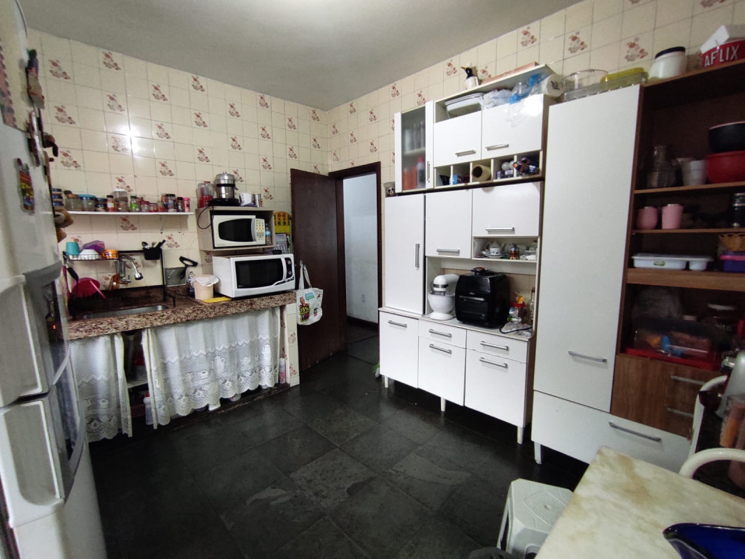 Casa, 3 quartos, 300 m² - Foto 13