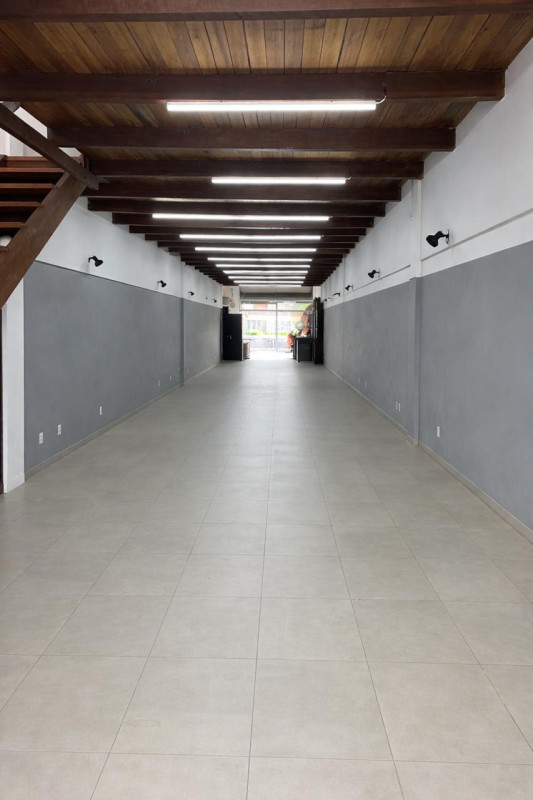 Loja-Salão, 130 m² - Foto 1