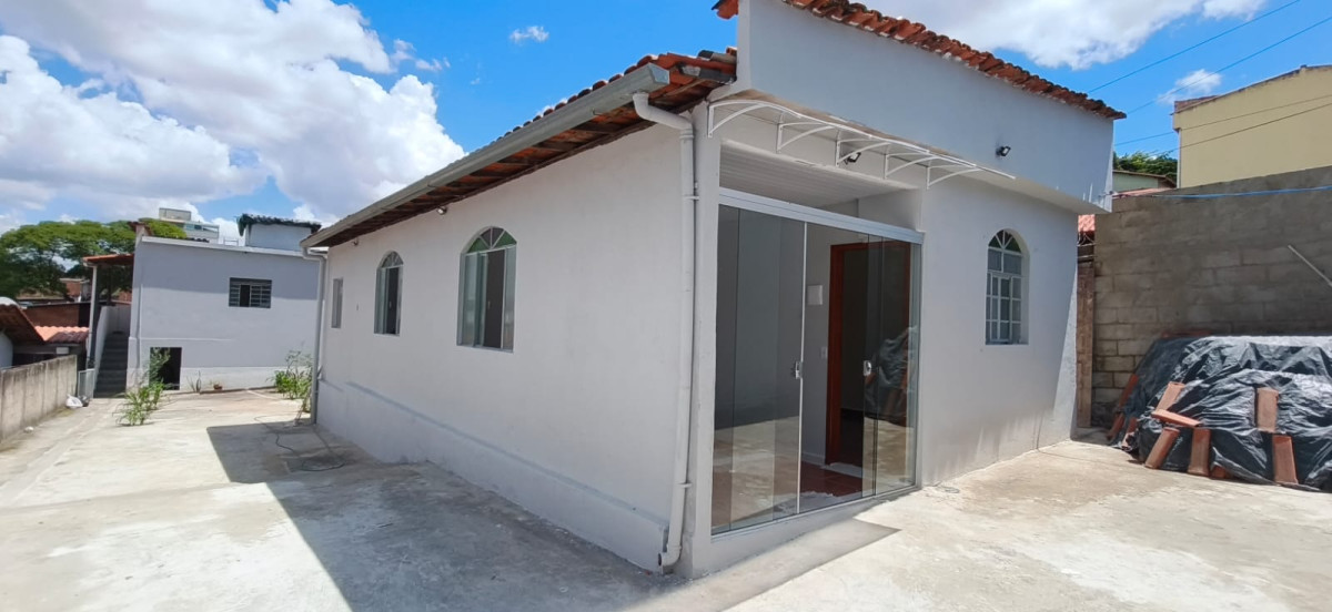 Casa, 3 quartos, 360 m² - Foto 1